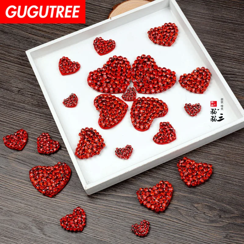 

GUGUTREE embroidery beaded love heart patches love patches badges applique patches for clothing SK-15
