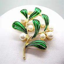 New noble lady dress brooch brooch birthday party gift wholesale girl leaves Brought the needle free shipping!