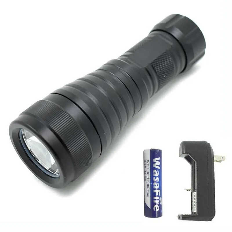 

L2 LED Flashlight Diving Light Underwater Hunting Lantern XM-L2 Scuba Dive Torch Lamp Spearfishing With 18650 Battery + Charger