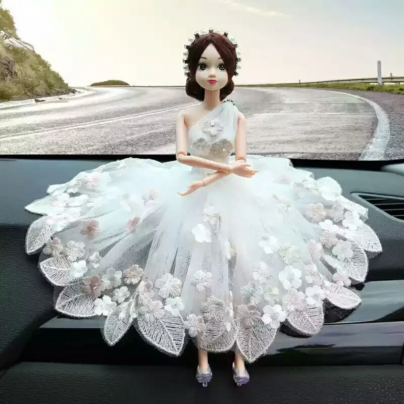 luna lovely living doll