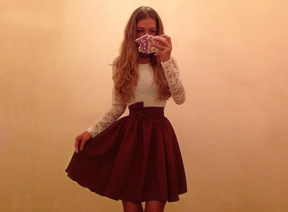 Stylish Round Collar Long Sleeve Lace Spliced Women Dress