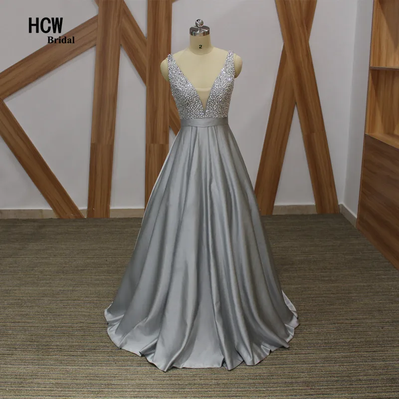 

Elegant Sliver Long Formal Dress 2019 New Arabic Women Evening Dresses V Neck Open Back A Line Satin Bling Prom Evening Gowns