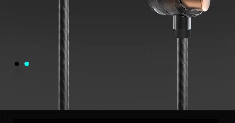 X700_Quad_Core_Headset_03