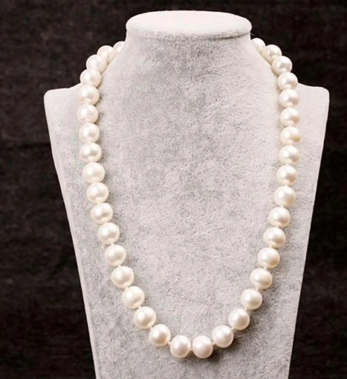 

HOT Genuine ROUND 9-10mm White Pearl Necklace 25" Cultured Freshwater