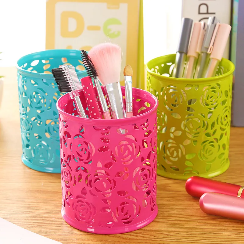 

WCIC Hollowed Out Makeup Cosmetic Organizer Iron Rose Flower Round Pen Brush Holders Stationery Container Office Pencil Pen Pot