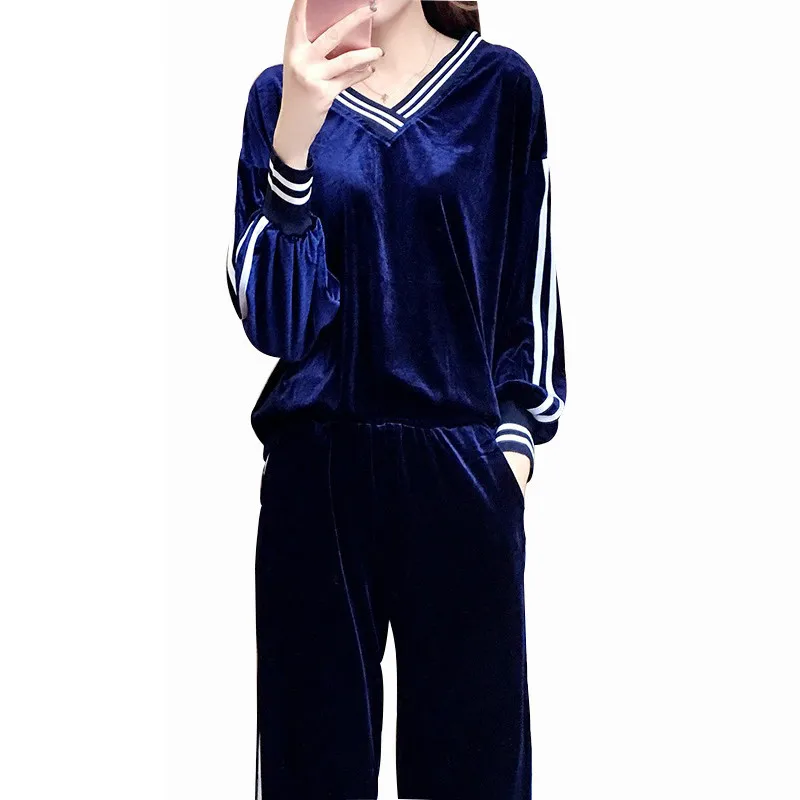 

2019 Autumn Casual Sporting Suits Women Gold Velvet Tracksuits Striped Hoodies+ Pants Female 2 Piece Set Plus Size 5XL