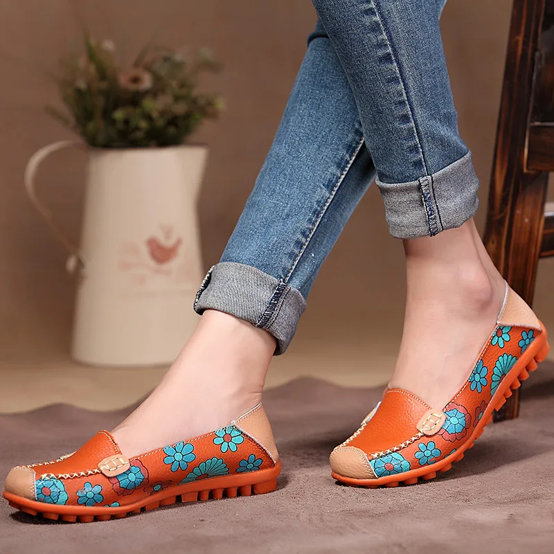 

New fashion women's shoes flat shoes casual soft bottom mother shoes large size national wind women's shoes 35-44 yards