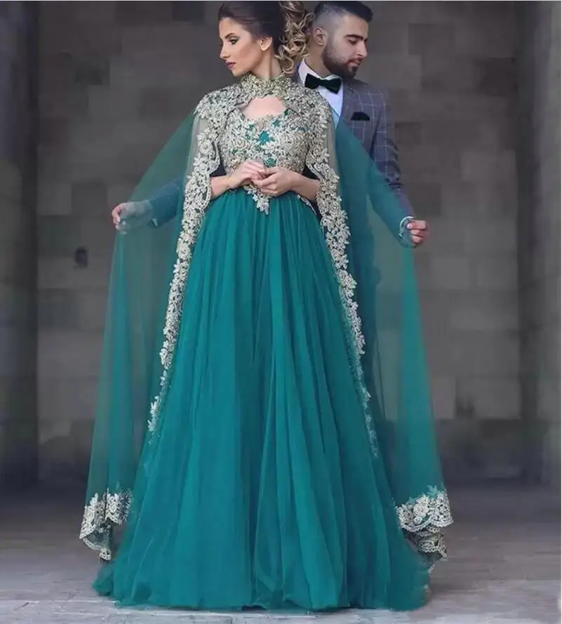 Appliqued Sequins Tulle Evening Dresses 2018 Newest Arabic Muslim Formal Celebrity Dress Kfatan Abaya Party Gowns with Detachable Cape