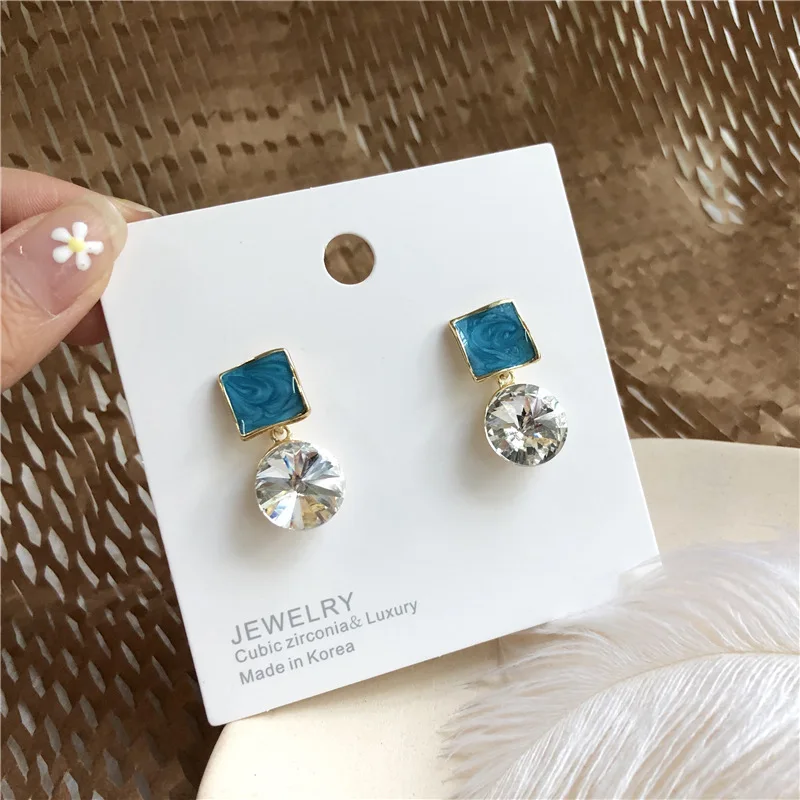 

Chic Design Geometric Crystal Small Earrings for Women Korean Square Oil Drop Earrings Summer Accessories 2019