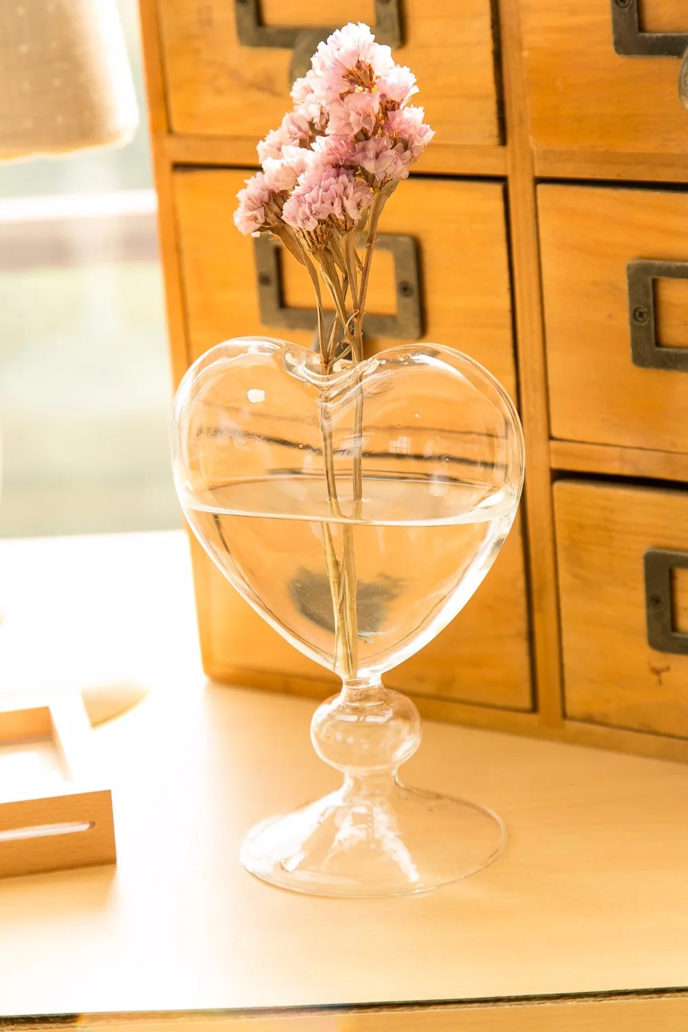 

O.RoseLif European Creative Heart Of Glass Vase Artificial Blowing Vase Home Hydroponic Glass Container Wedding decoration