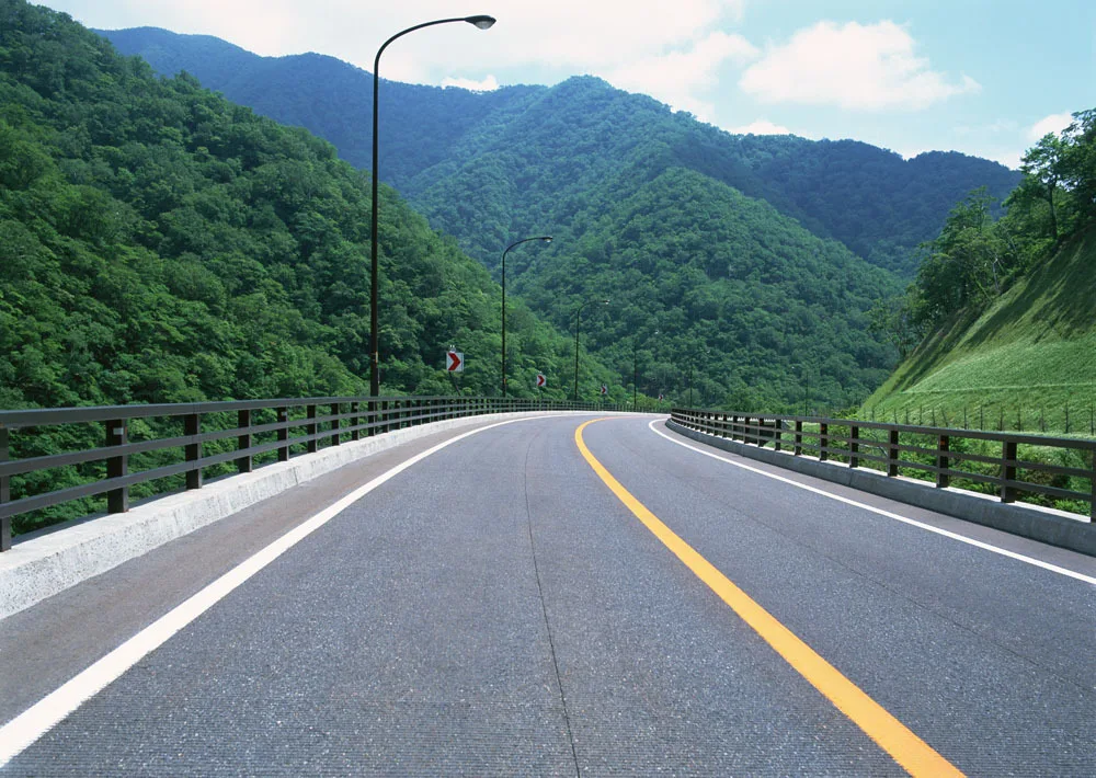 Японская дорога. Гора Харуна Япония трасса. Префектура Гунма гора Акина. Гора Акина трасса. Горные дороги Японии Акина.