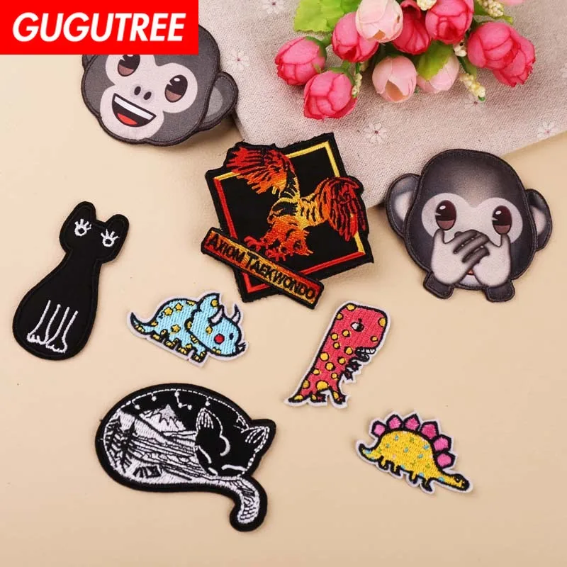 

GUGUTREE embroidery monkey cats dinosaur patches animal patches badges applique patches for clothing YX-285