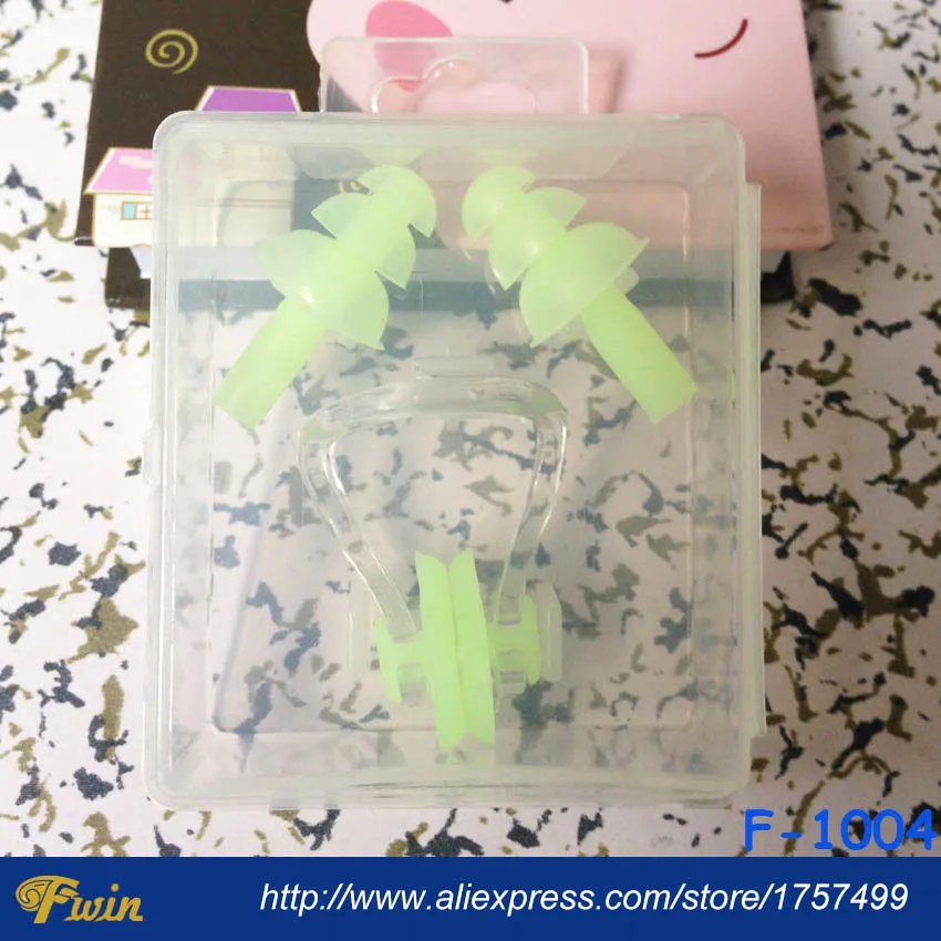 Hot sale Soft Silicone Swimming Nose Clips with 2 Ear Plugs Swimming Earplugs Gear with a case box Pool Accessories Water Sports