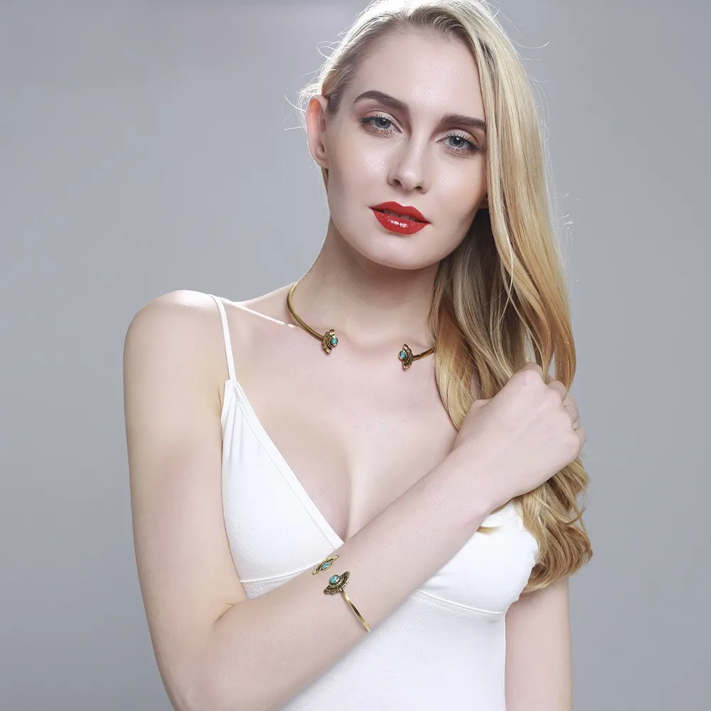 2589584999_1498154010