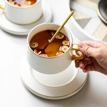 

250 ml Matte Black and White Ceramic Coffee Cup and Saucer Tea Cup with Gold Handle Dropshipping
