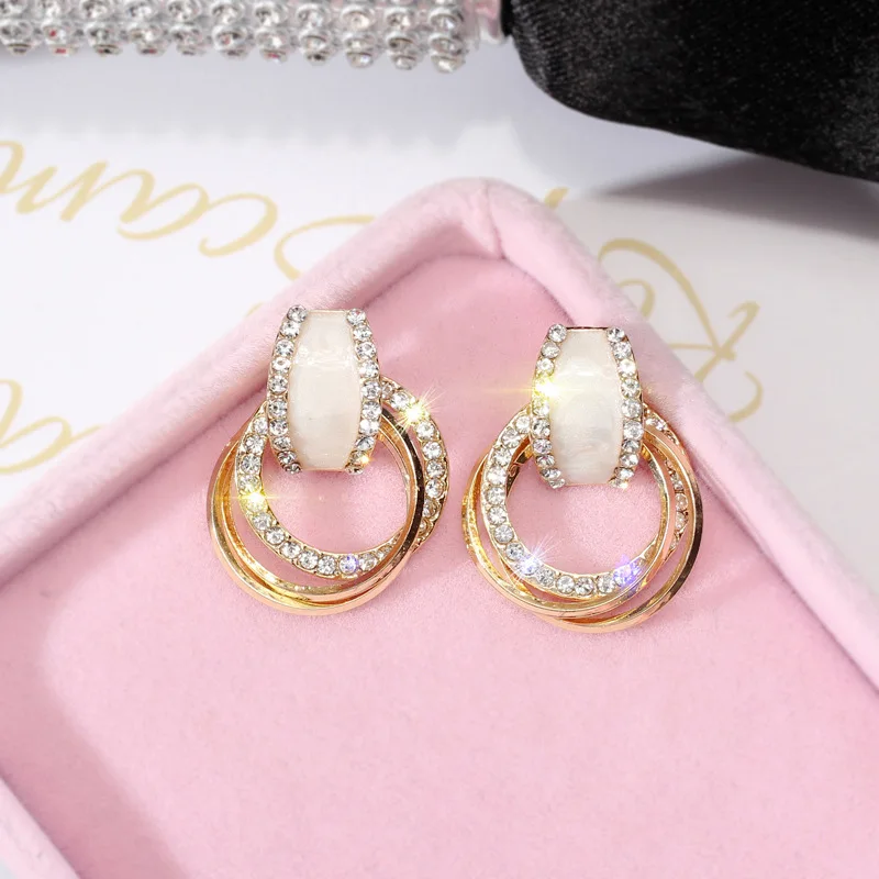 9632765135_1250376837