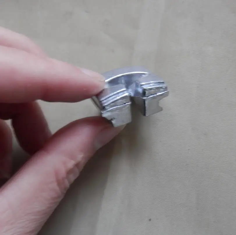 TRIMMER HEAD ALUMINUM EYELET OLEO MACE 5