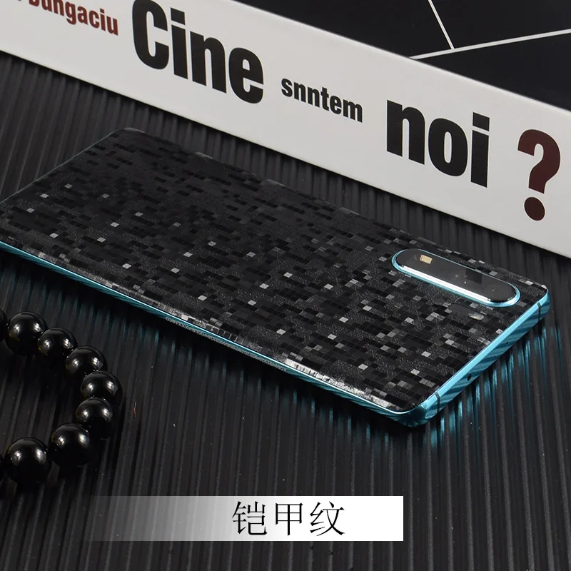 10880626350_1986909480