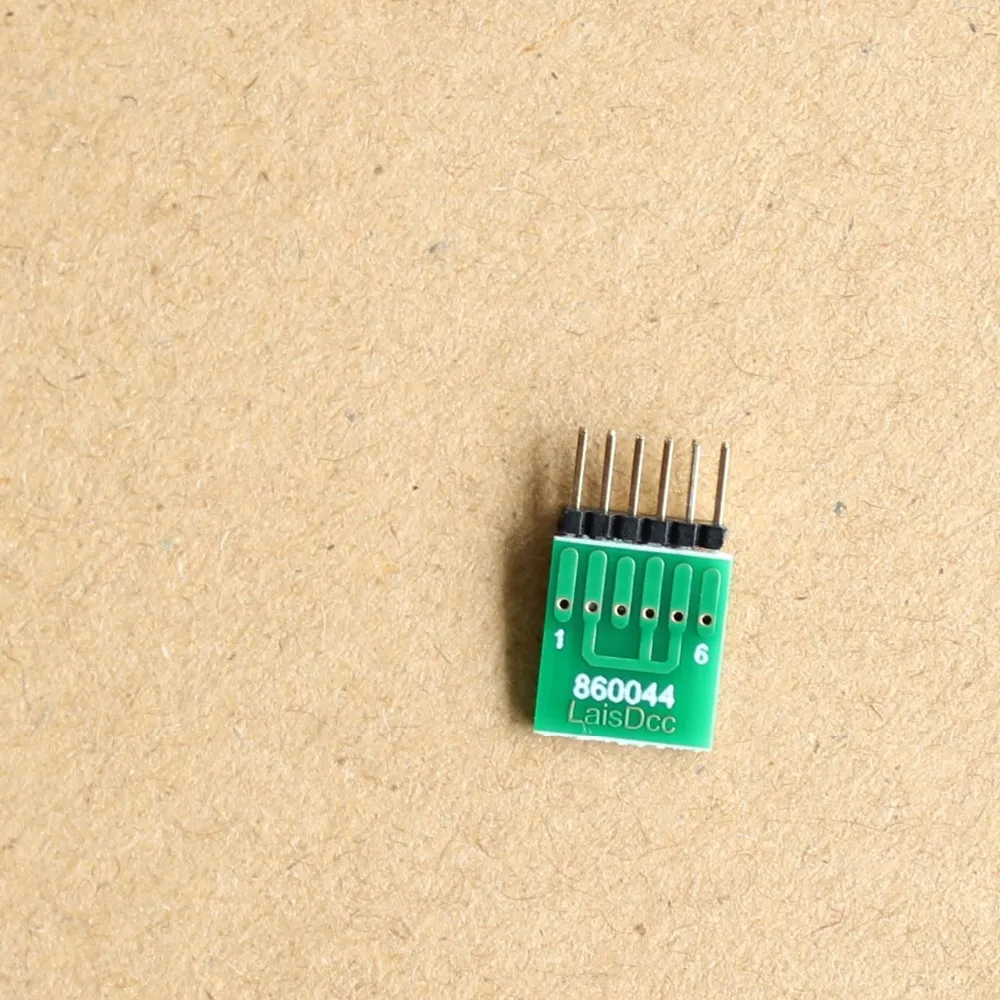 6 Pin декодер заглушка вилка для модели железнодорожных поездов (прямой) 860044 NEM651 DCC