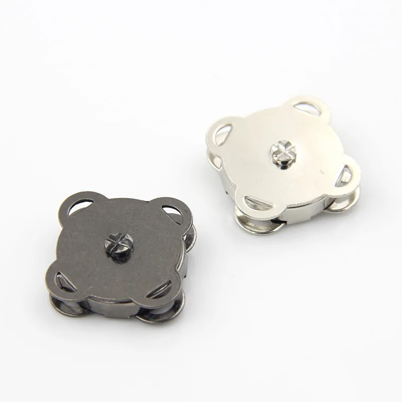 

XUNZHE High quality 20 sets plum blossom metallic sew on metal magnetic snaps button for pocket garment accessories