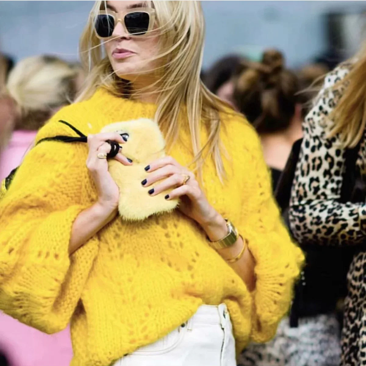 

Women Yellow Warm Knitted Sweater 2018 Autumn Winter Long Sleeve O neck Retro Pullover Ladies Vintage Loose Jumpers Outerwear