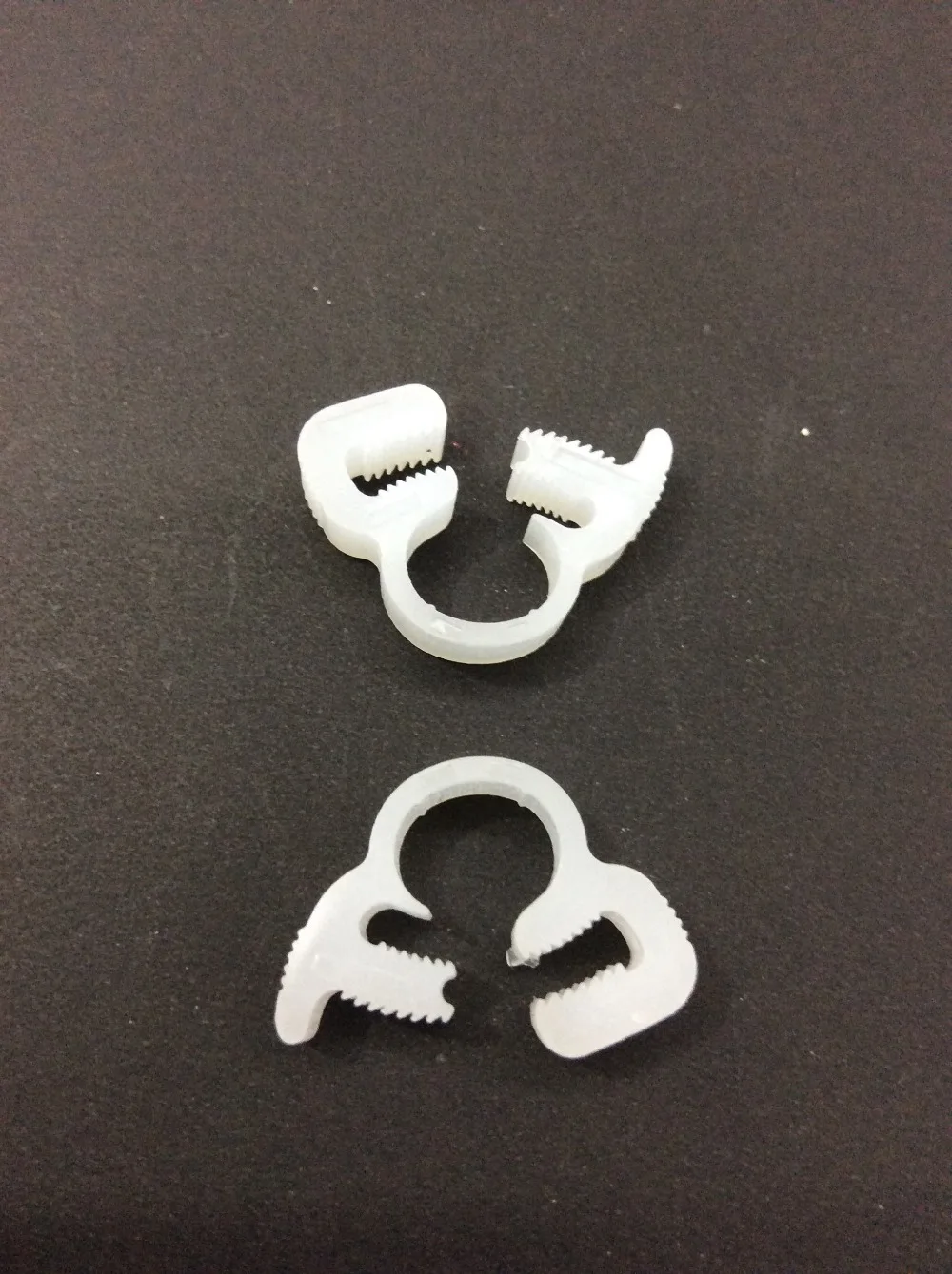 Manufacture plastic hand clamp for 13.8 15.4mm tube outer diameterin