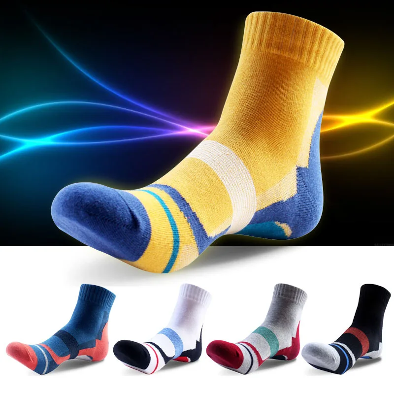 

New Cotton Men's Sports Socks Tide Basketball Outdoor Hiking Multicolor Socks Tube Sweaty Breathable Fashion Factory Wholesale