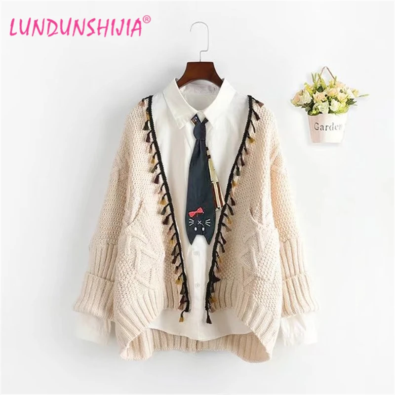 

LUNDUNSHIJIA 2017 Women Short Cardigans Autumn Tassel Open Stitch Knitting Sweater Cardigans Oversized Cardigan Jacket Coat