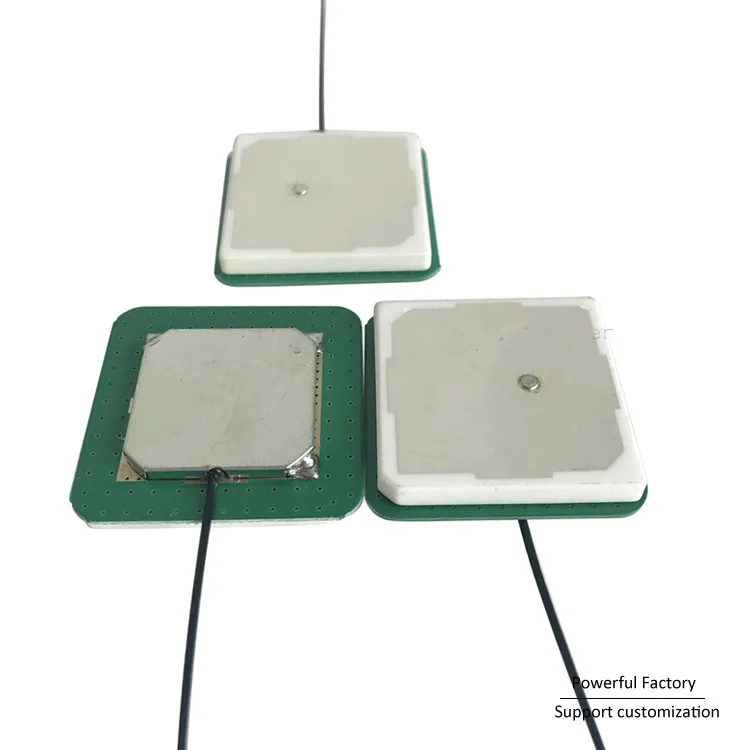 GPS GLONASS Ceramic Patch Antenna 38dBi 1575.42Mhz Active IPEX 35*35mm 1pcs