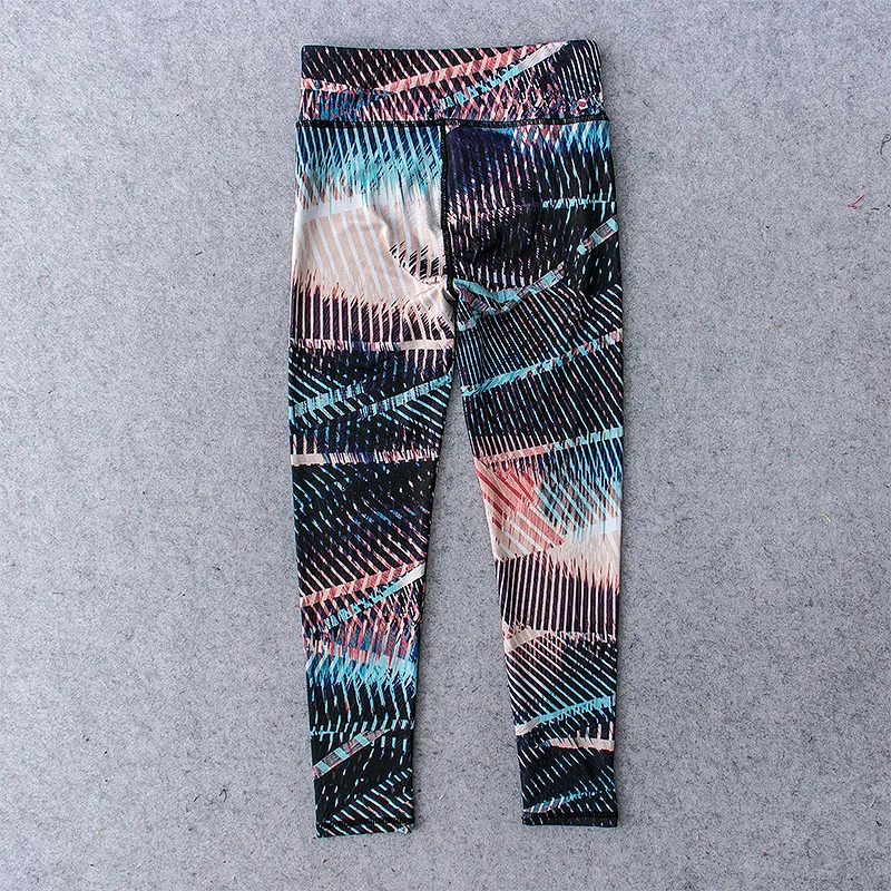 السيدات نحيل تجريب طماق النساء مرونة الخصر الملونة مخطط طباعة صالة رياضية ارتداء الإناث سريع الجافة الجسم بناء leggins