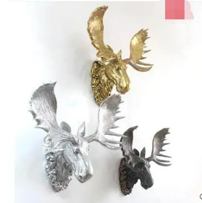 

European animal moose head wall ornaments.. The sitting room wall act the role ofing 007