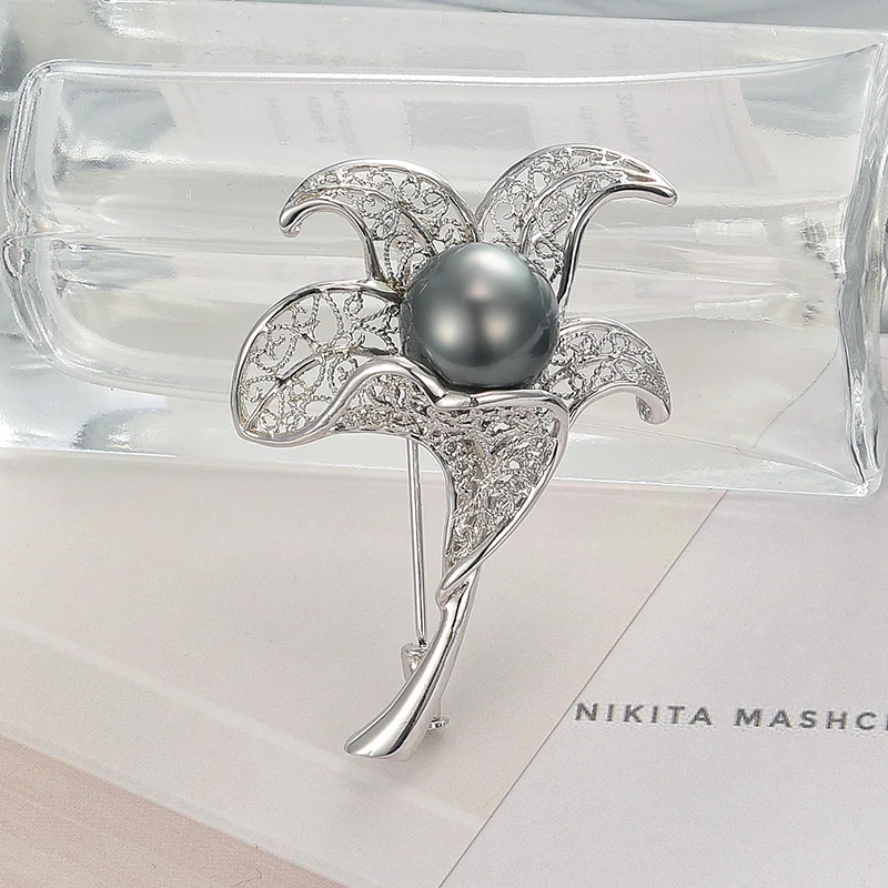 

gNpearl Bauhinia Flower Black Sea Pearls Brooch 925 Sterling Silver High grade natural Elegance Waterdrop pearl Brooch Sweater
