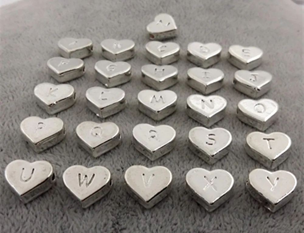 130 шт./лот из сплава, в форме сердца 26 Алфавит английские буквы начальные амулеты DIY металлические ювелирные изделия