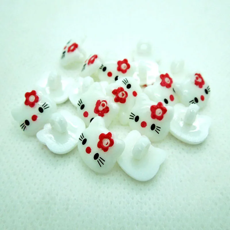

200PCS Plastic Hello Kitty Pattern Cartoons Sewing Cloth Kids Button Clothes Findings 14X13mm