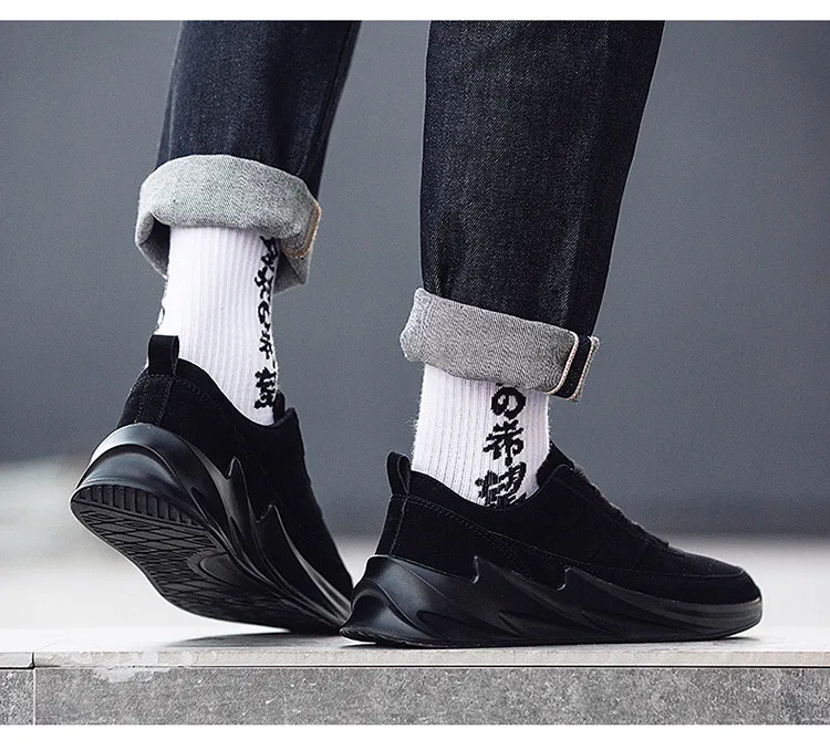 Мужские кроссовки на толстой подошве; Новинка года; дизайн в виде акулы; обувь на толстой подошве для мужчин; Красивая мужская повседневная обувь; ca08M