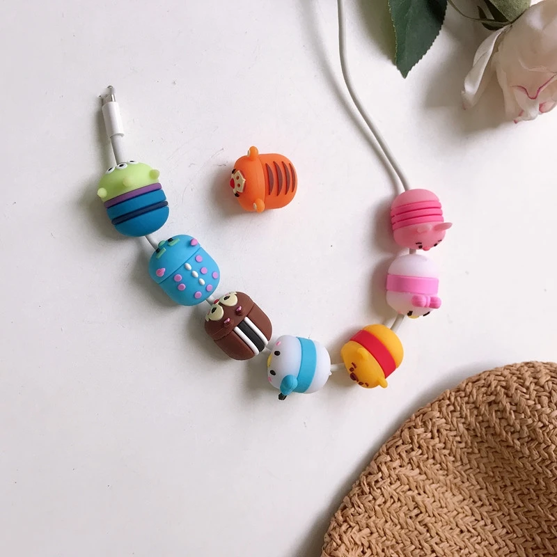 Cute Bite Cartoon Q Animal Pig Cable Protector for iPhone 6 7 8 X XS Cord Protection Protective Cover USB Charging Cable Winder Cute Bite Cartoon Q Animal Pig Cable Protector for iPhone 6 7 8 X XS Cord Protection Protective Cover USB Charging Cable Winder