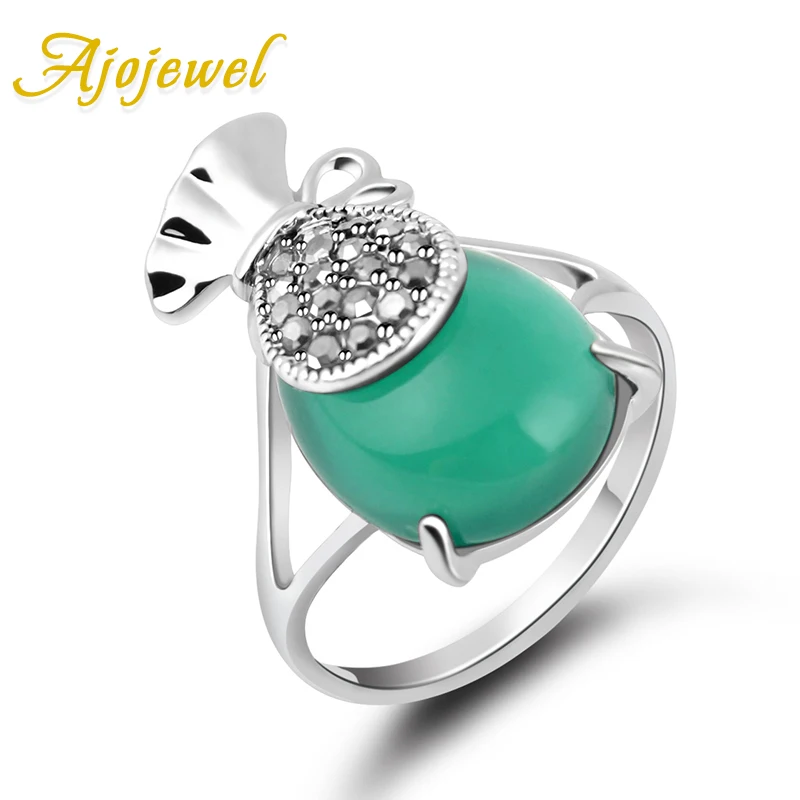 

Ajojewel Unique Designer Green Jewelry Antique Rings For Women Chinese Style Blessing Bag Ring With Stone