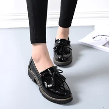 Teahoo/женские туфли-оксфорды с кисточками и бантом; женские туфли из лакированной кожи на плоской подошве с круглым носком; повседневные мягкие слипоны; женская обувь; большие размеры 9, 10, 11