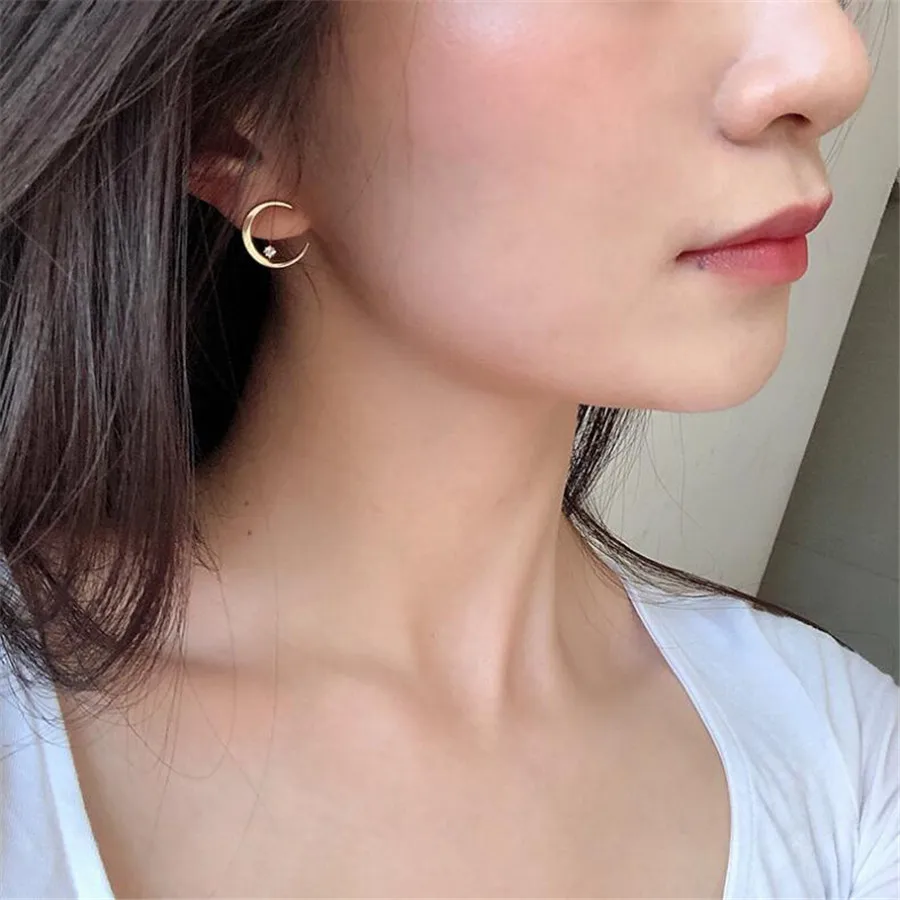 

YIKUF88 S925 Sterling Silver earrigns One type two wearing methods moon with diamonds stud ear for women fine jewelry