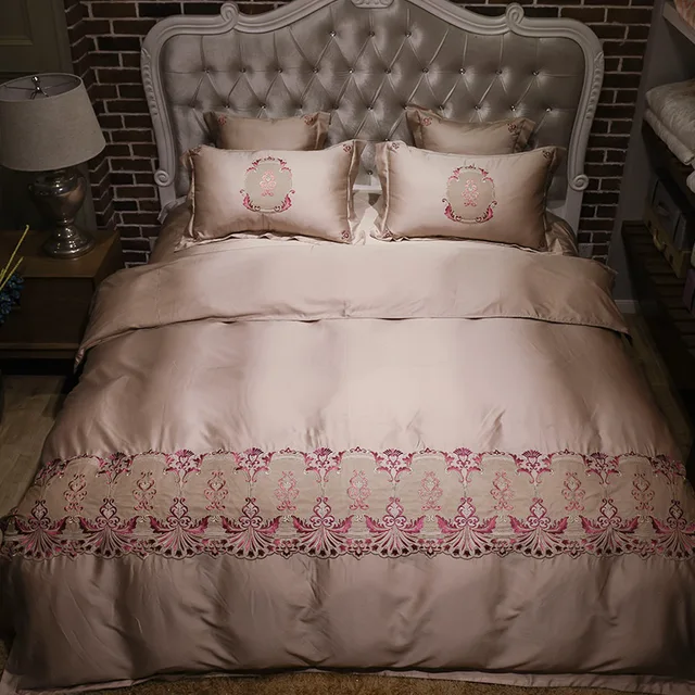 High end Luxury Home Textiles of 100 Cotton Solid Color Embroidered Bedding Handmade Embroidery