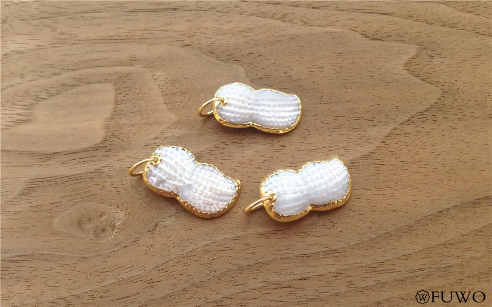 Peanut Shaped Shell Pendant 10