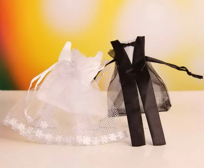 

Tuxedo And Dress Bride Groom Wedding Favor Gift Organza Drawstring Candy Favor Bags Bags For Wedding Party Decoration