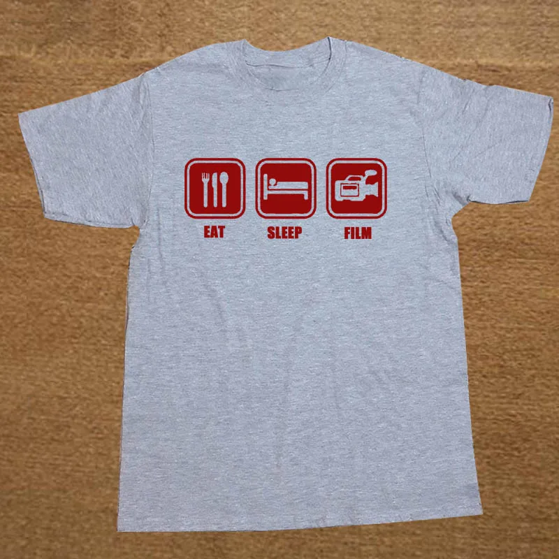 Брендовая одежда, забавная футболка для мужчин, с принтом "EAT SLEEP FILM", "tv camera", "Man Director", хлопковая футболка с коротким рукавом, топ, Camiseta - Цвет: GRAY
