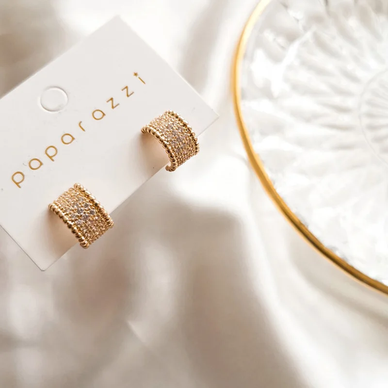 

MENGJIQIAO 2019 Korean New Elegant Rhinestone Semicircle Hoop Earrings For Women C Shape Fashion Circle Boucle D'oreille Jewelry