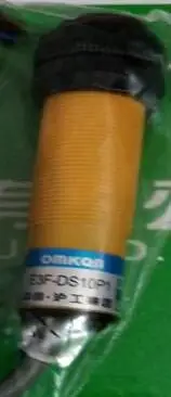 

Free Shipping 2pcs/LOT NEW Switch E3F-DS30C4 diffuse reflection DC three wire NPN often open 30cm