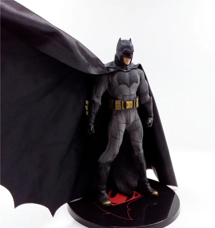 Mezco Dawn of Justice: Batman One:12 Collective High Quality BJD Action Figure Toys for boys