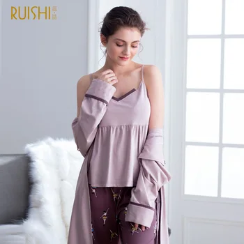

PJS 2020 New Female Home Wear Classy lingerie Cotton Home Wear Purple Elegant Brand Pajamas Camisole+Bottoms+Robe Female Pajamas