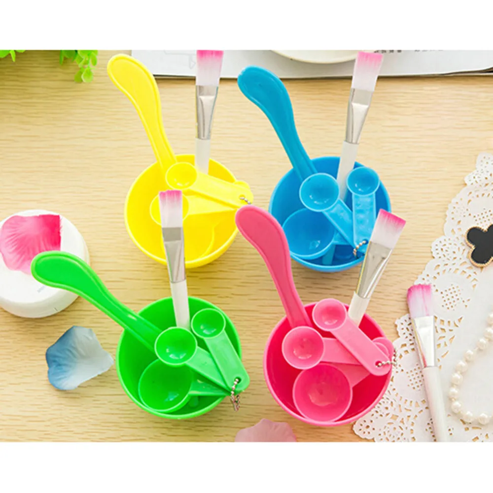 Women Beauty Makeup Tool Set Useful 4 in 1 Mixing Bowl Brush Spoon