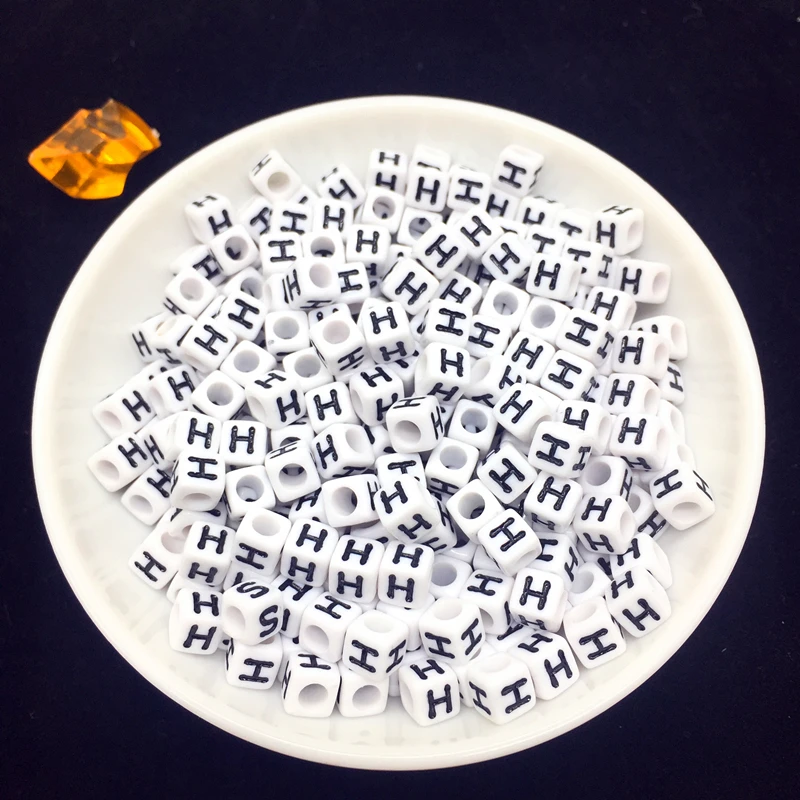 100 шт 6x6 мм квадратный Алфавит 26 букв бусины DIY ожерелье браслет ожерелье производство ювелирных изделий - Цвет: H