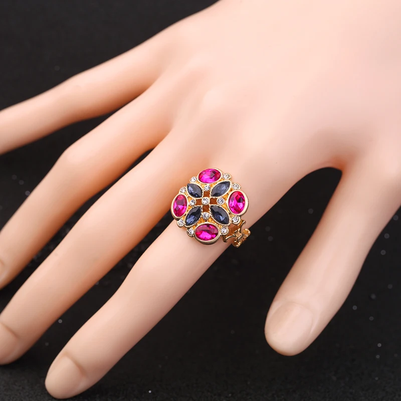

New Fashion Rings for Women Gold Color Finger Rings Elegant Pink&White Crystal Rings For Party